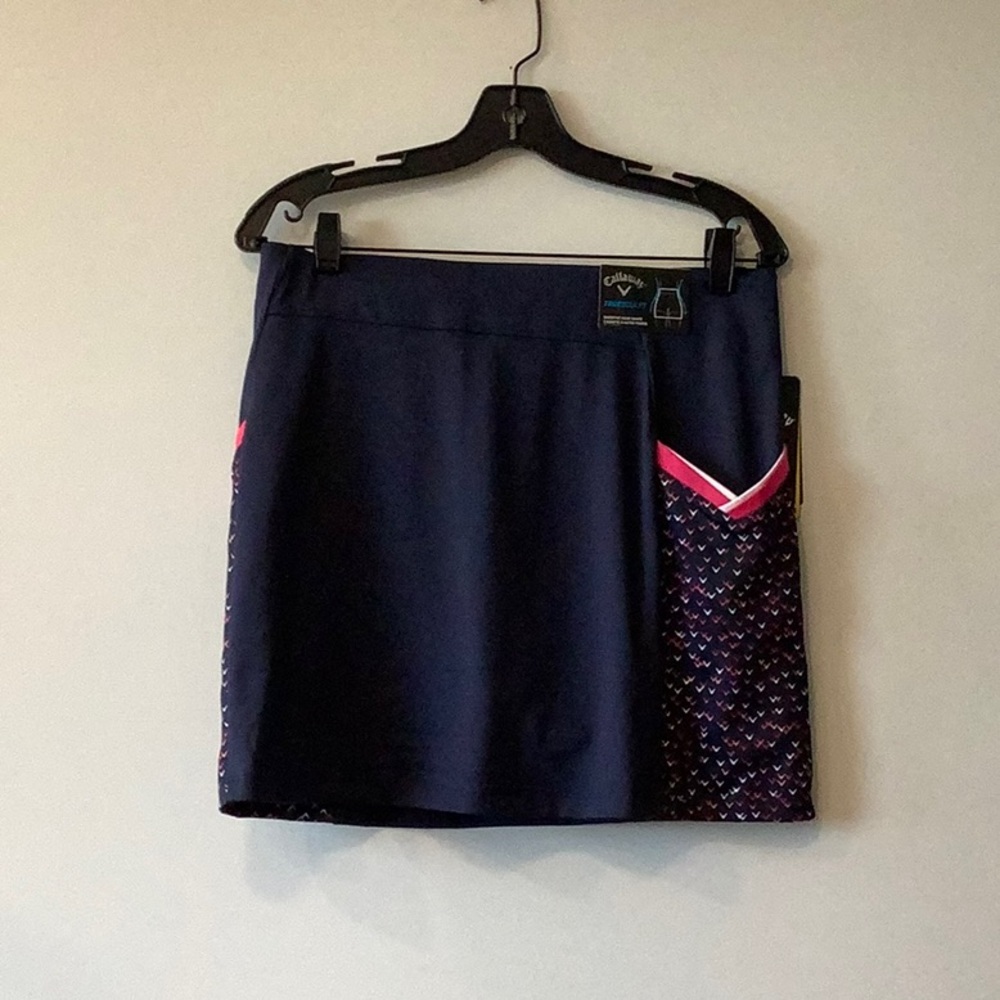 Callaway Navy Skirt with Colorful Accents - size M - FTTS
